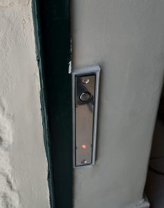 Ηλεκτρονικό κλείδωμα εισόδου